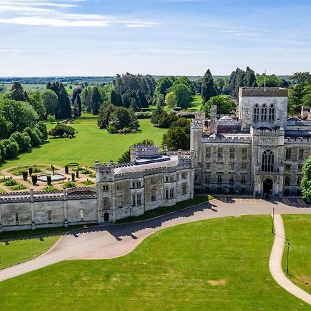 Ashridge House Hotel Berkhamsted Exterior foto